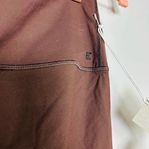 Everlane NWT The Perform High Rise Gym Yoga Fitted Legging Chocolate Siz… - Picture 5 of 7